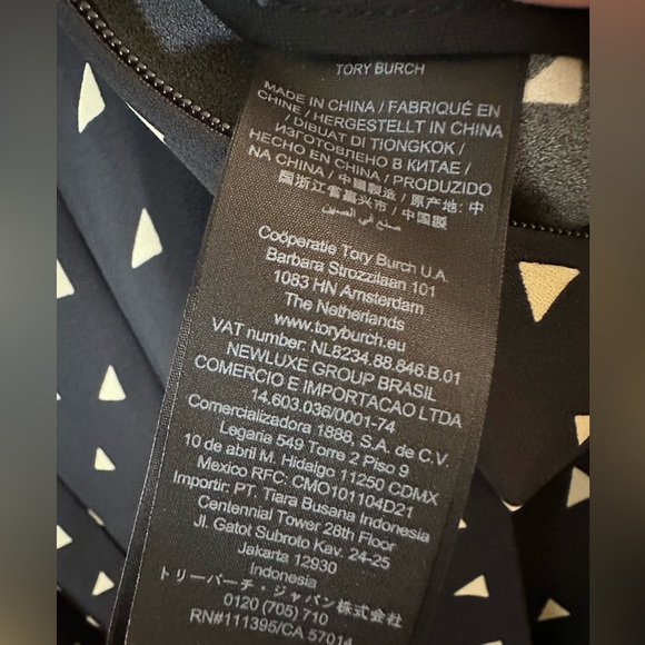 Tory Burch
Women's Black Geometric Shirt Dress - Picture 8 of 9